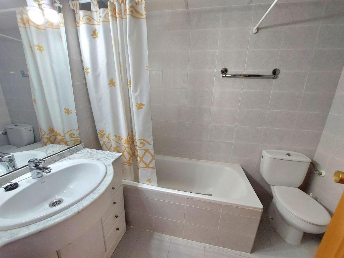 Apartment Piso En Primera Linea De Playa En Urbanizacion El Olivar Benidorm